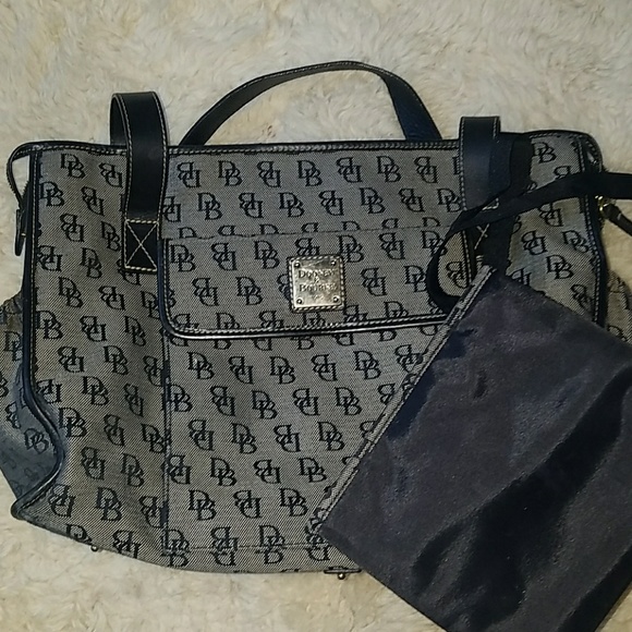 Dooney & Bourke DIAPER BAG - Picture 2 of 8